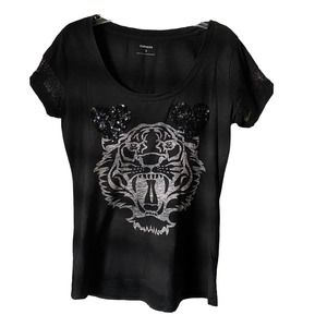 Express Women's T-Shirt Sz XS Black Tiger With Sequin Hearts Lace insert Sleeves